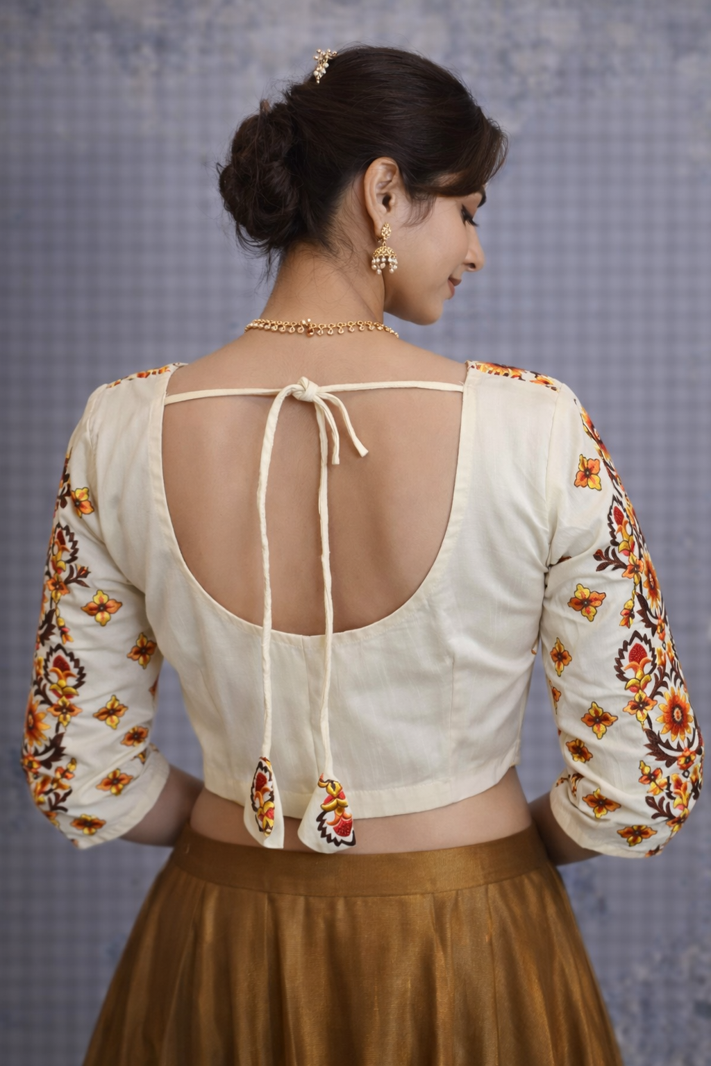 long sleeve thread embrodered saree blouse